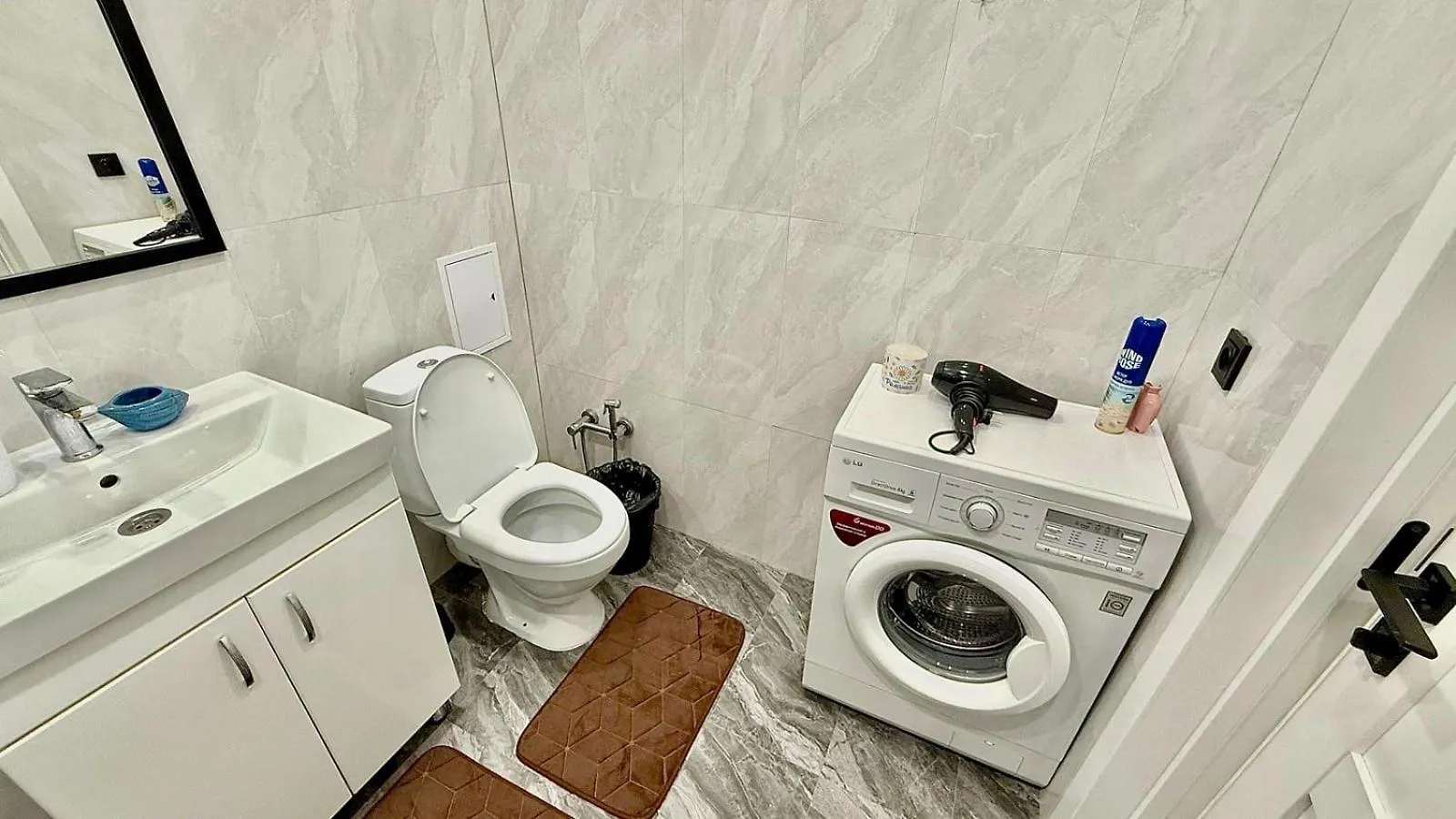 Красивые Теплые Апартаменты В Центре Nur-Sultan  Apartment
